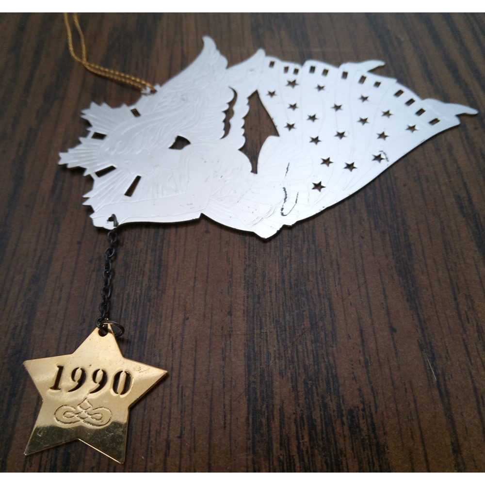 Avon 1990 Silver Angel With Gold Star Ornament